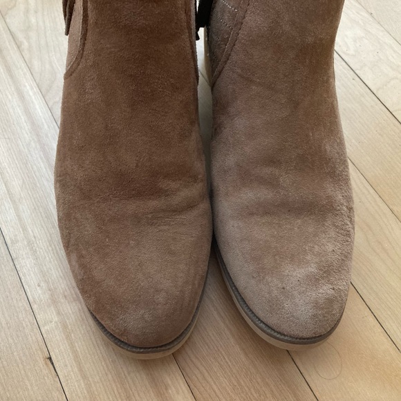 Reef suede booties with low heel 7.5 - Picture 4 of 9